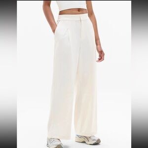 ATHLETA Pinnacle High Rise Wide Leg Trouser Size 8P Bone Pant